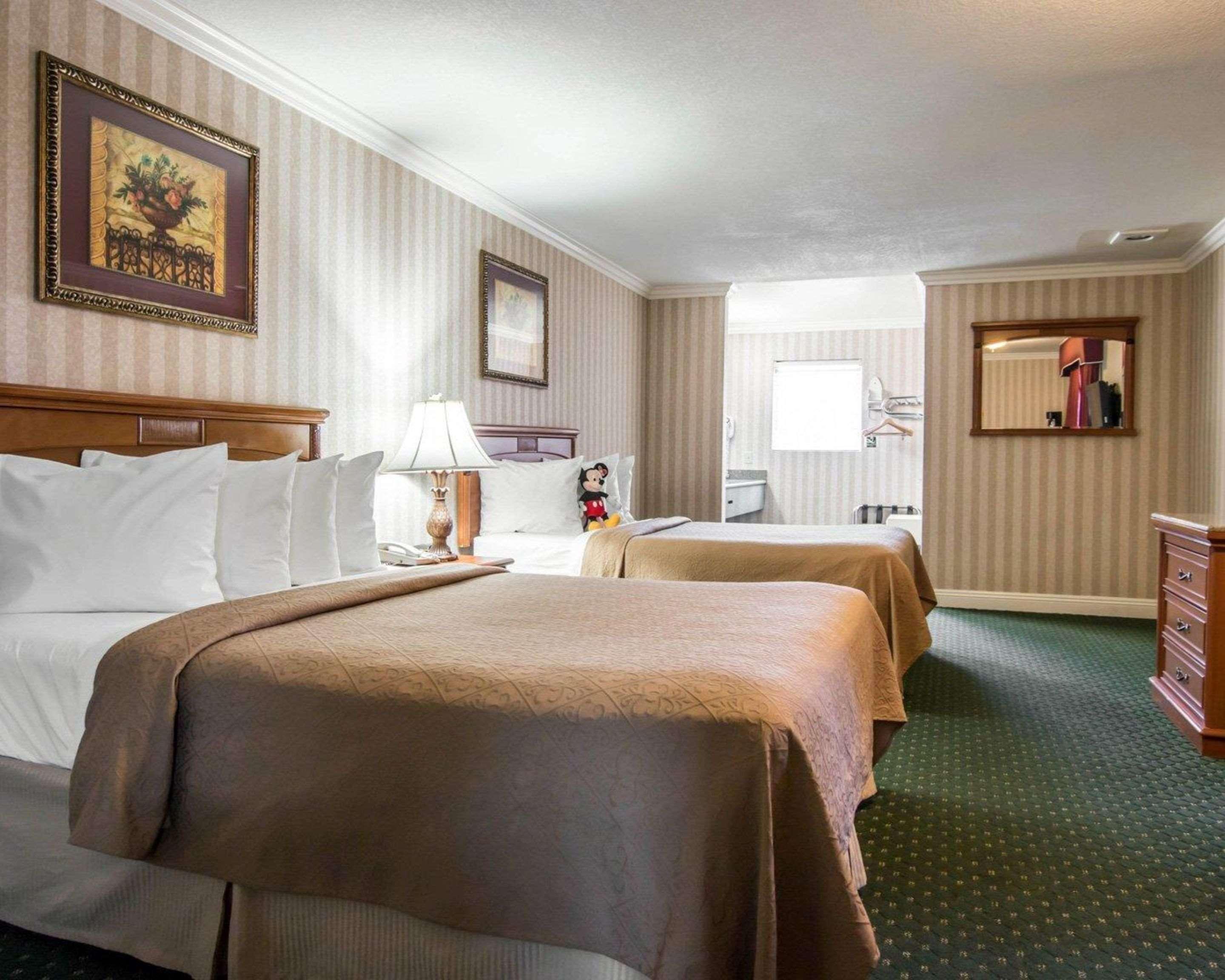 Quality Inn & Suites Anaheim Maingate Kültér fotó