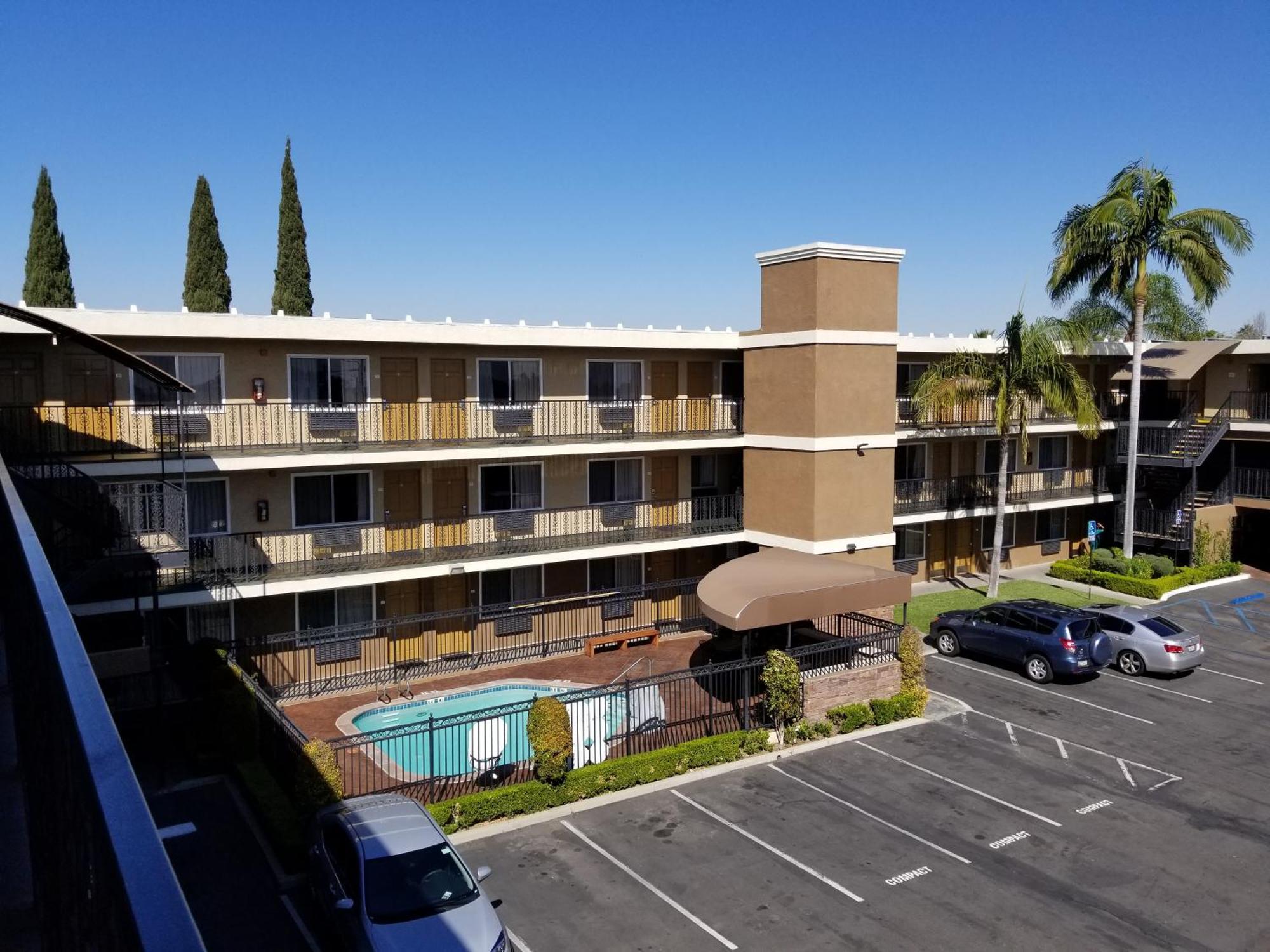 Quality Inn & Suites Anaheim Maingate Kültér fotó